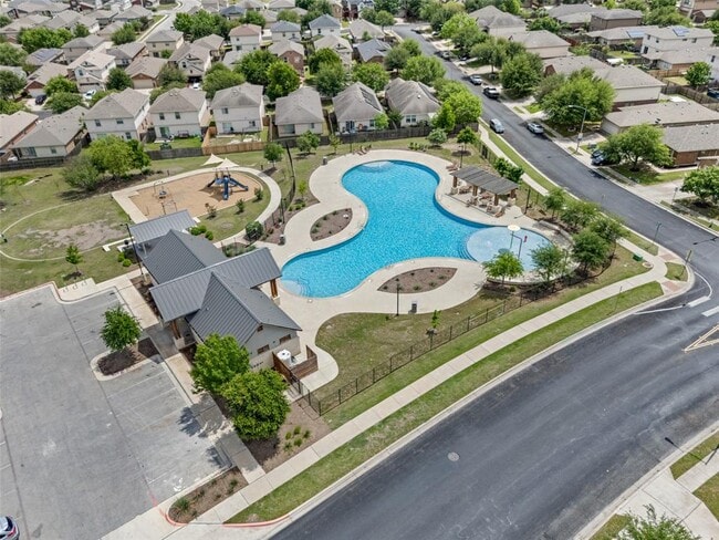 Building Photo - 13812 Levy Ln