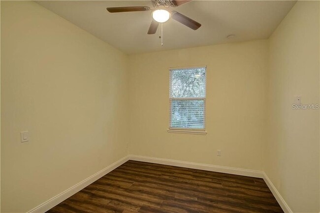 Building Photo - 123 Hill Ave