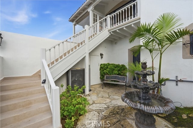 Building Photo - 624 Vía Del Monte