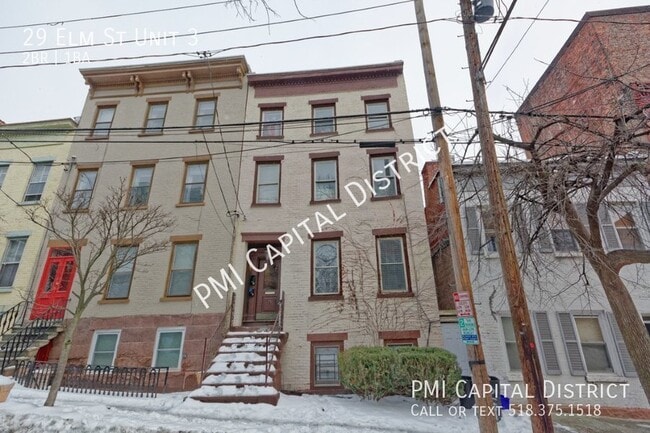 Building Photo - 29 Elm St