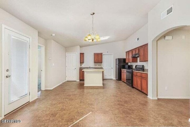 Building Photo - 7004 Datil Dr