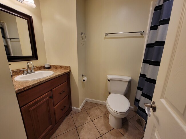 Building Photo - 42 Forest Dr