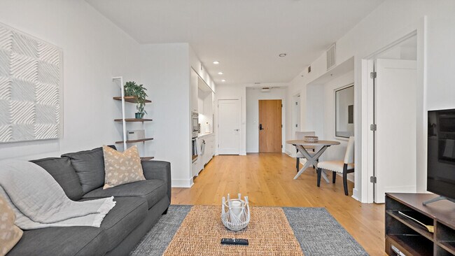 Building Photo - 1852 7th St NW