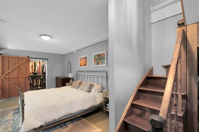 Building Photo - 120 64th St