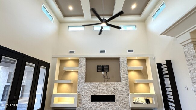 Building Photo - 12408 Fresh Water Dr