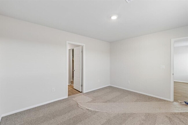 Building Photo - 8812 SW 31st St