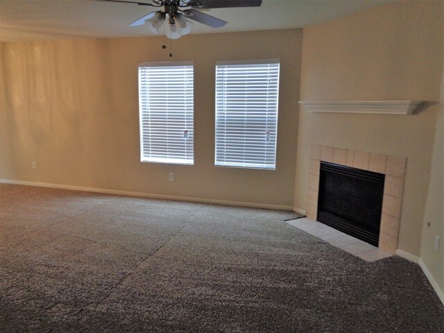 Building Photo - 15129 Grassington Dr