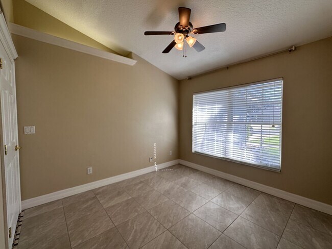 Building Photo - Ormond Lakes Opportunity