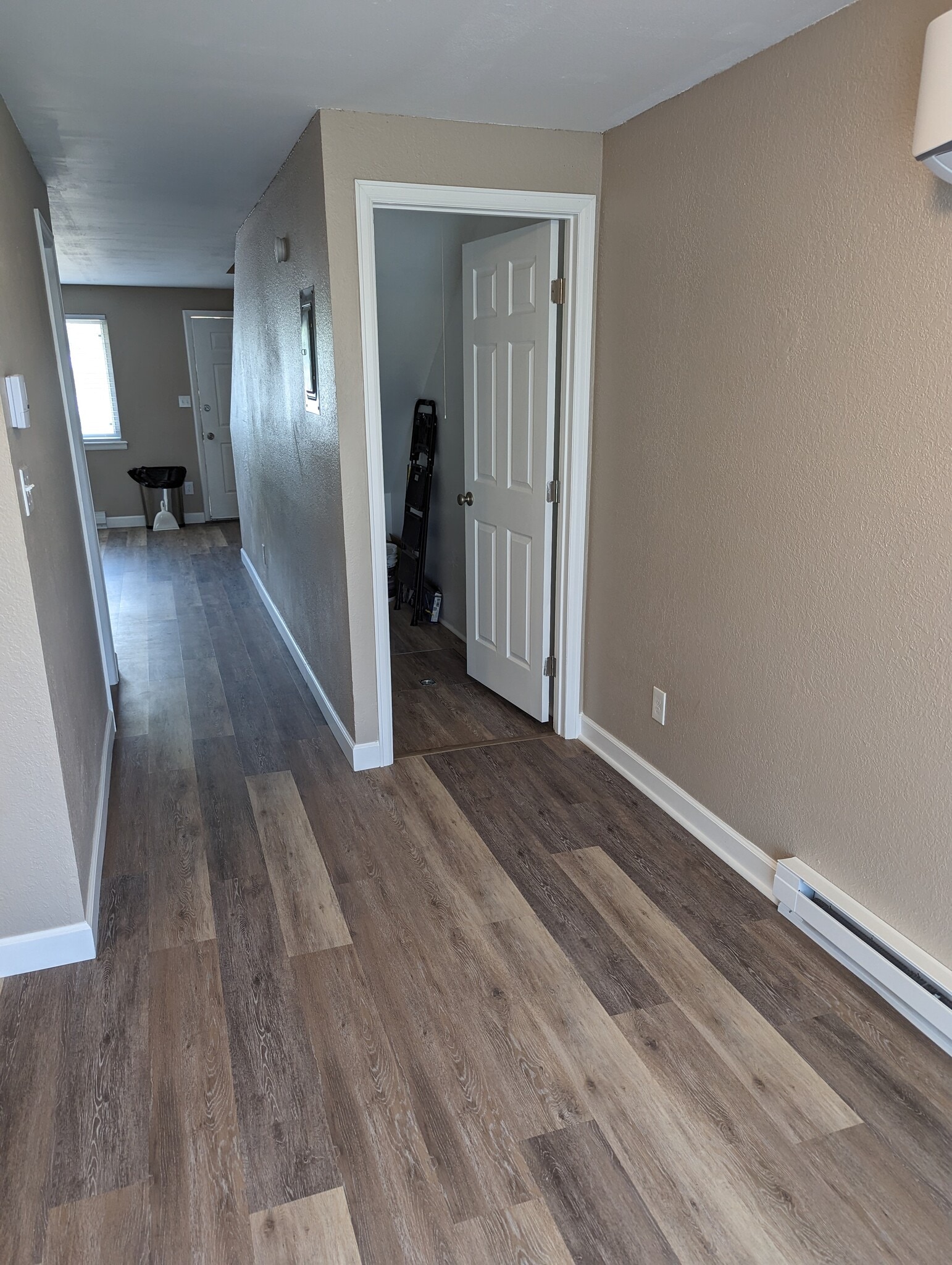 understair storage - 3526 Butternut Dr