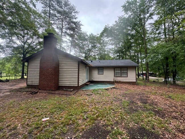 Building Photo - 204 Bonaventure Dr