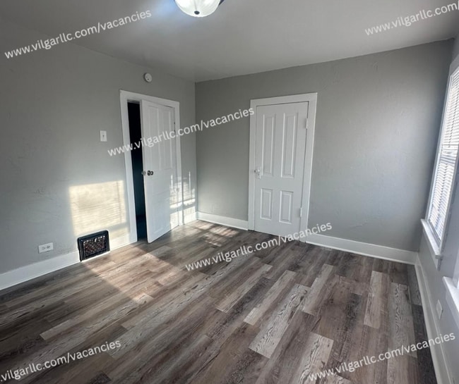 Building Photo - Step into comfort, convenience, and quality living in this conveniently designed 4-bedroom, 2-flo...