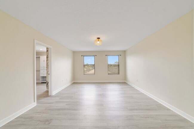 Building Photo - 1315 Moss Creek Ln