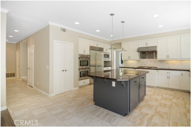 Building Photo - 22132 Wayside