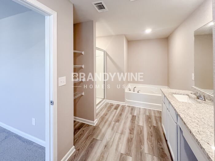 Building Photo - 207 Beam Dr