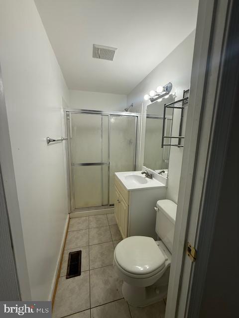 Building Photo - 2245 Eastern Ave