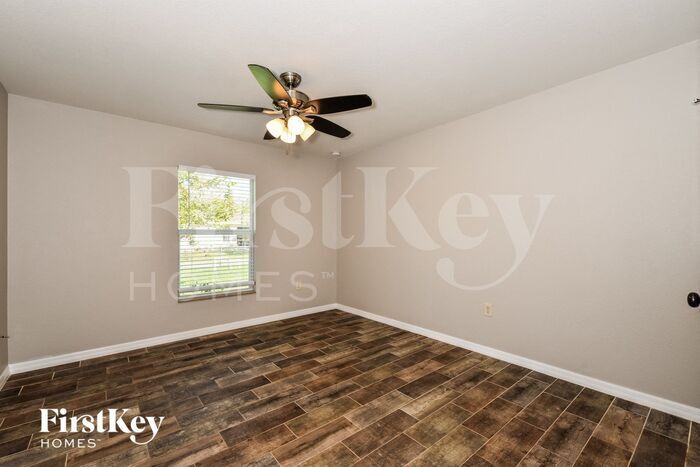 Building Photo - 1629 N Gator Cir