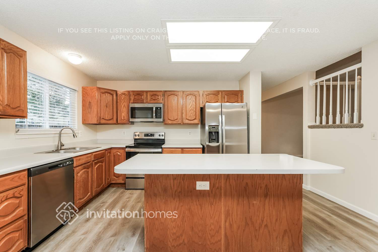 Building Photo - 3420 Birnamwood Dr
