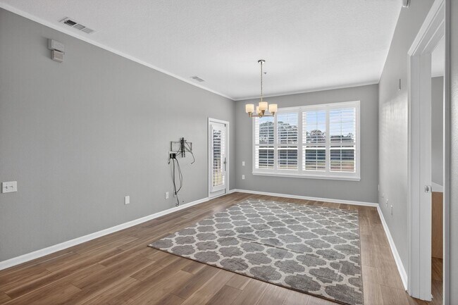 Building Photo - Gated Community