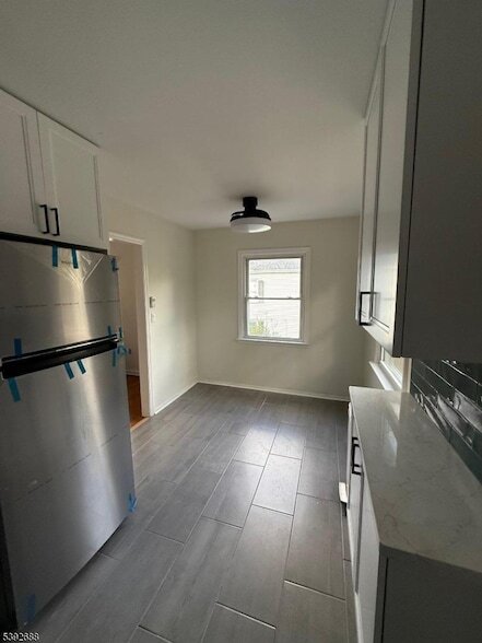 Building Photo - 76 Mt Kemble Ave