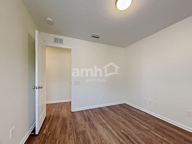 Building Photo - 13244 Early Run Ln