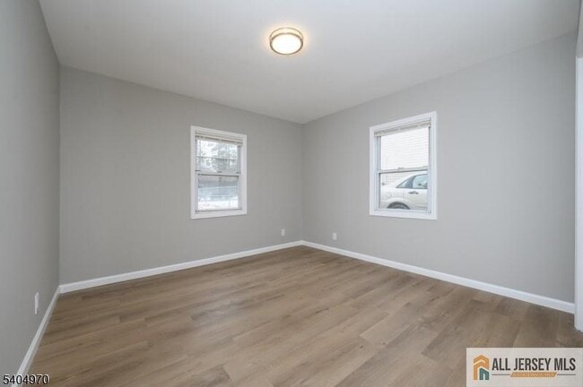 Building Photo - 118 Colonia Blvd