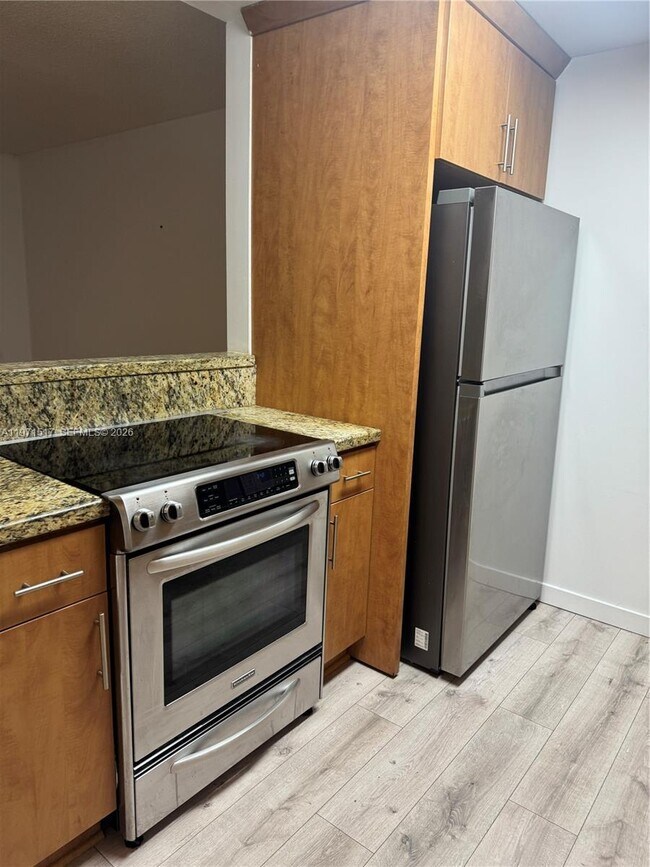 Building Photo - 200 SW 132nd Way