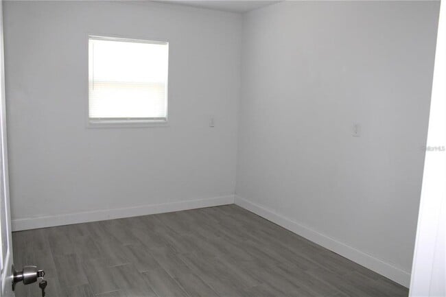 Building Photo - 10704 50th Ave N