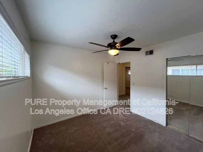 Building Photo - 21409 Dolores St