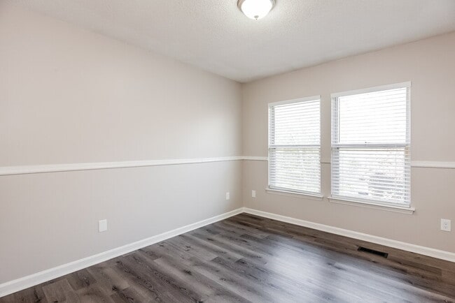 Building Photo - 2934 Silkstream Ln