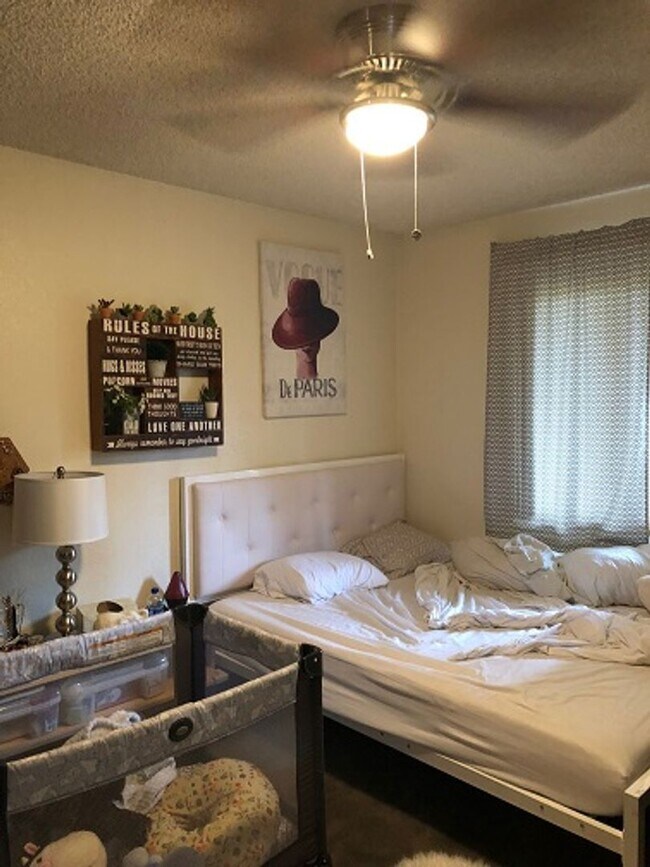 Building Photo - MOVE IN READY! 1-Bedroom Condo in Country ...