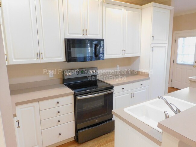 Building Photo - 4108 Stillbrook Ln