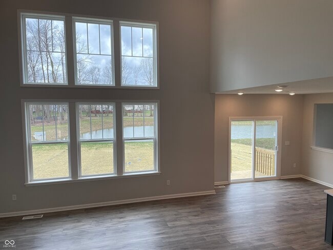 Building Photo - 14472 Beaument Blvd