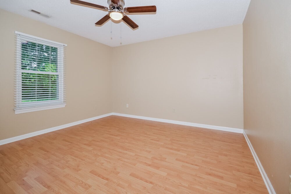 Building Photo - 9012 Lighthorse Dr