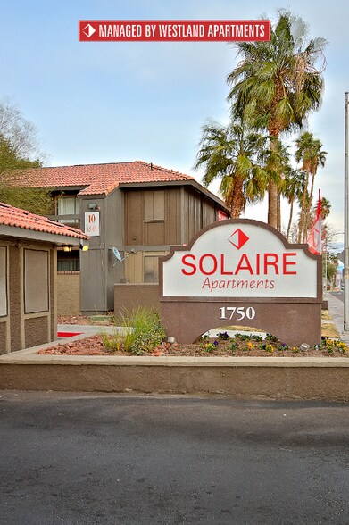 Primary Photo - 1750 Karen Ave