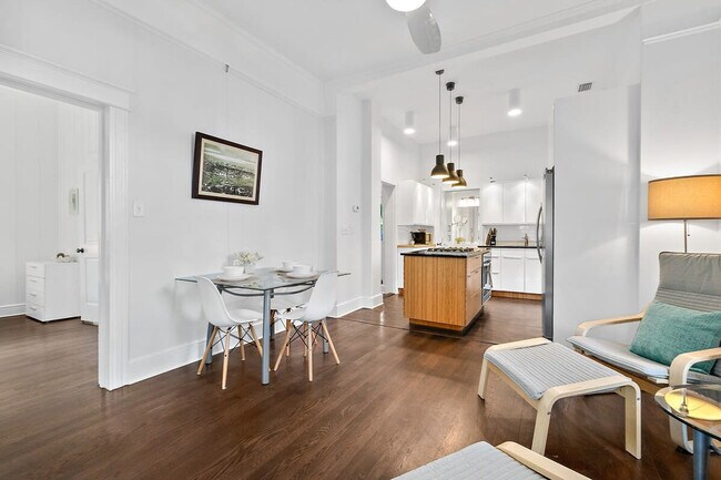 Building Photo - 17 Old Mission Ave