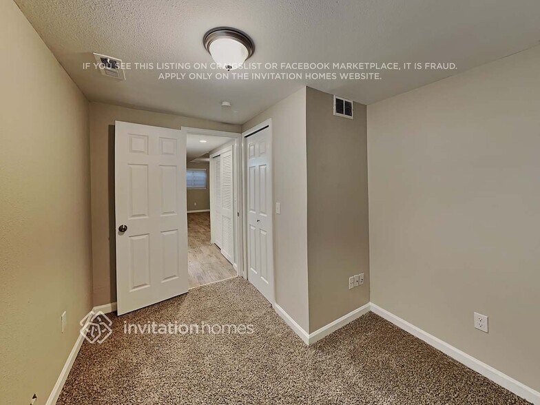 Building Photo - 4140 Kayak Ct