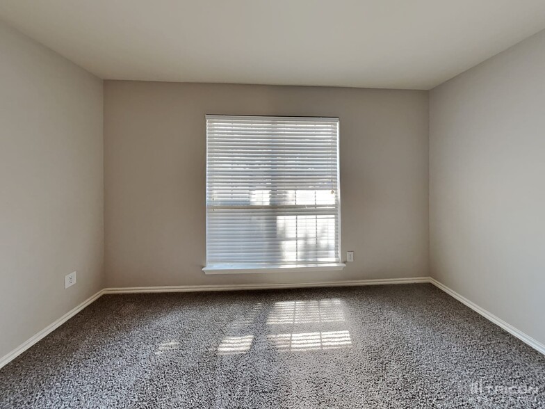 Building Photo - 314 Ohara