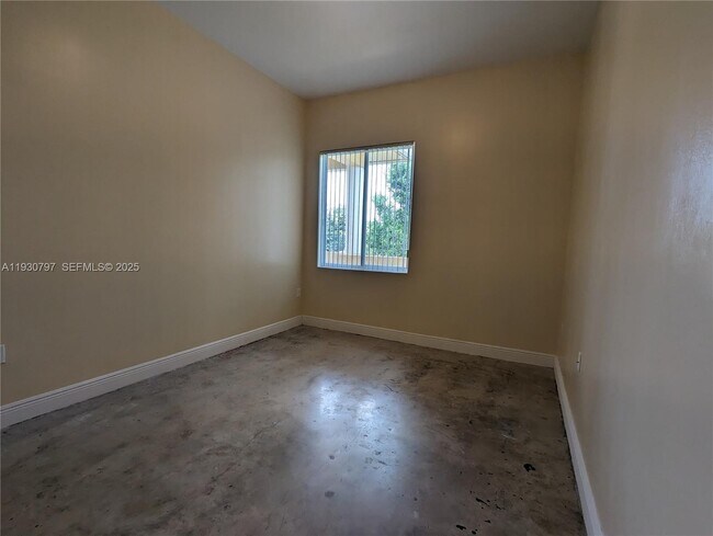 Building Photo - 10214 SW 175th St