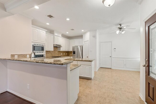 Building Photo - 1721 W T C Jester Blvd