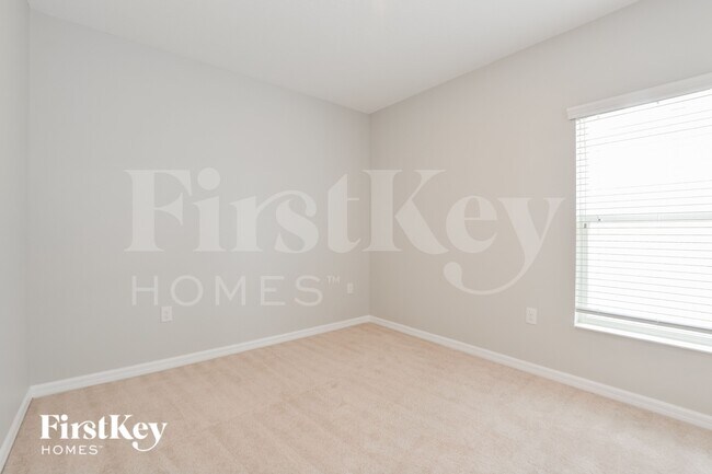 Building Photo - 606 Black Eagle Dr