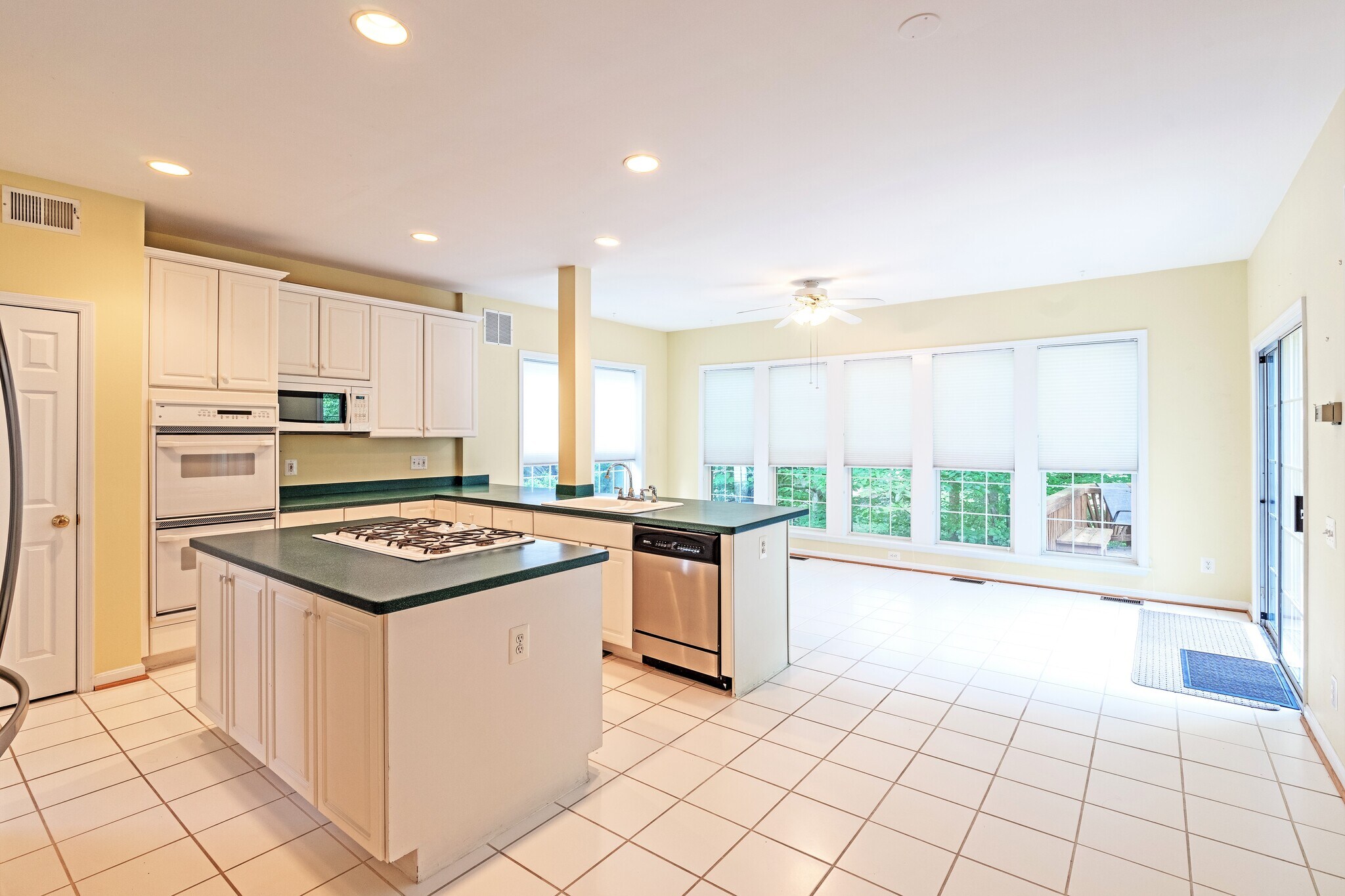 Building Photo - 47174 Chambliss Ct