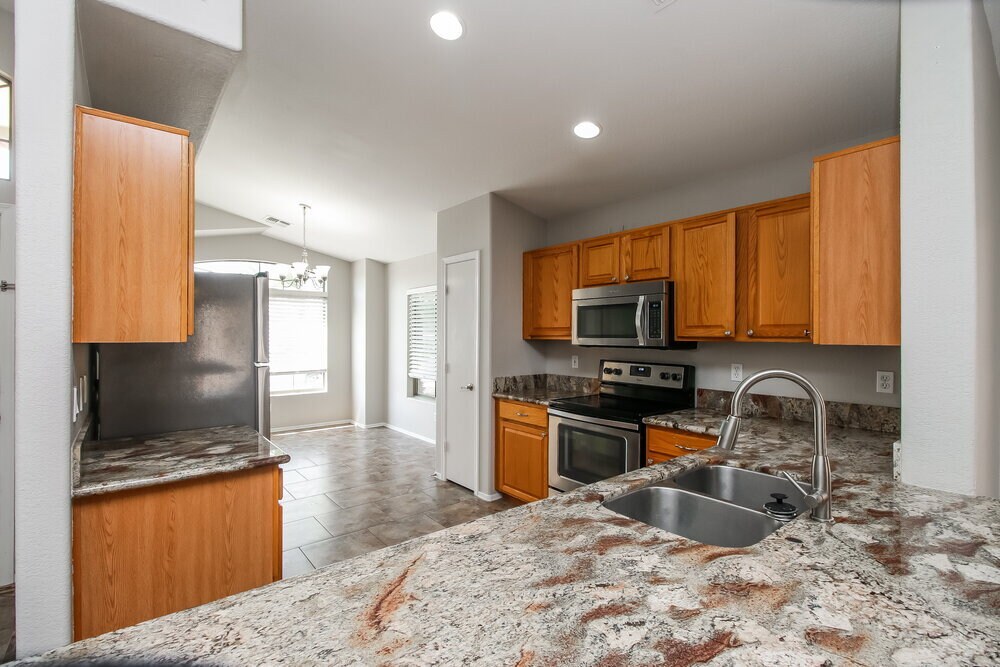 Building Photo - 3834 E Longhorn Dr