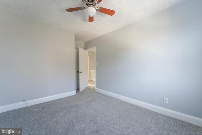 Building Photo - 809 Braeside Rd