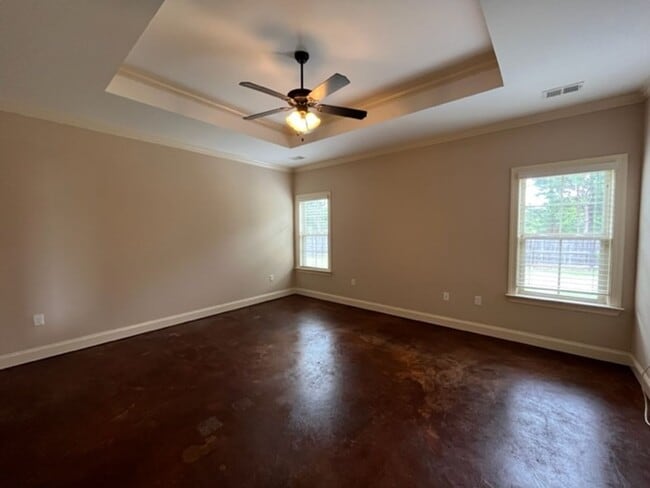 Building Photo - Renovated 4 Bedroom 2.5 Bath Home for Rent!