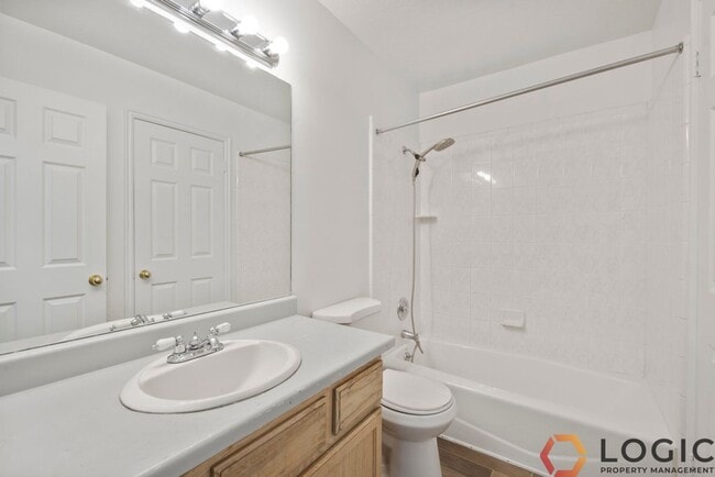 Building Photo - 126 W 475 S