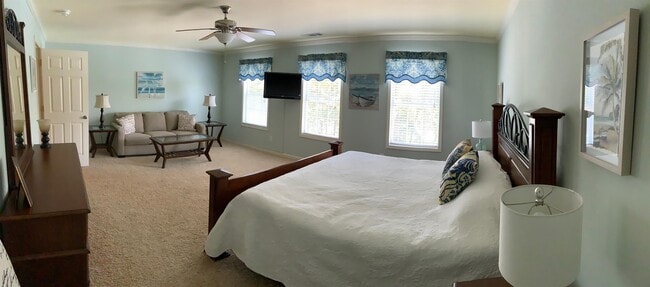 Building Photo - 501 Port Laz Ln