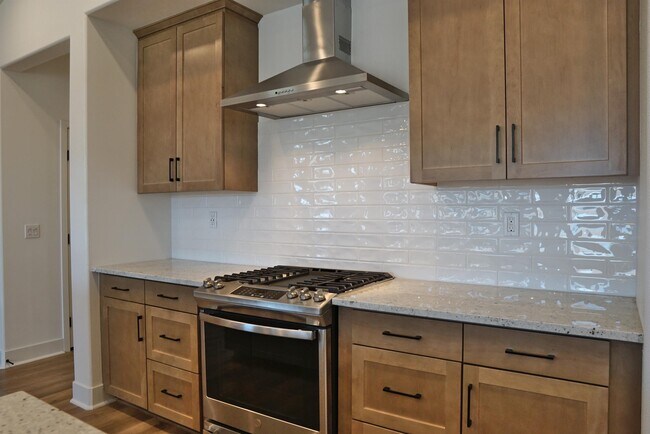Building Photo - 84201 Novello Dr