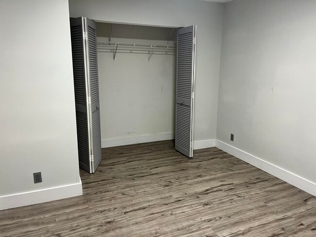 Building Photo - 6080 Verde Trail S