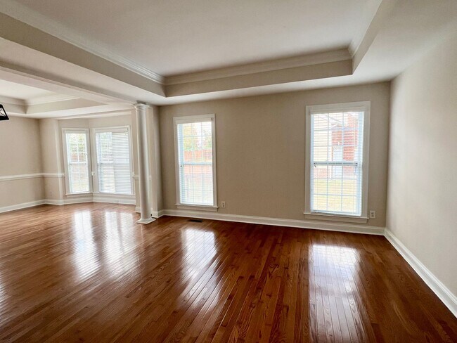 Building Photo - Four bedroom, 3.5 bath house in Elon!  Mus...