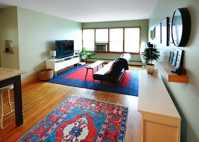 Interior Photo - River Flats